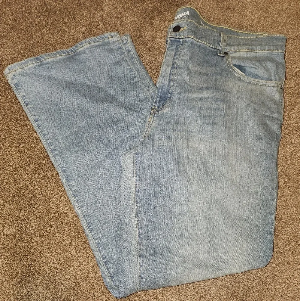Sonoma Men's Bootcut Style The Everyday Jean 38x30 - Picture 4 of 10